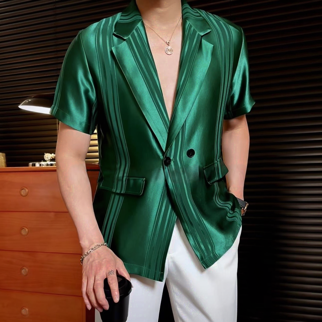 Silky-textured lightweight suit-style shirt