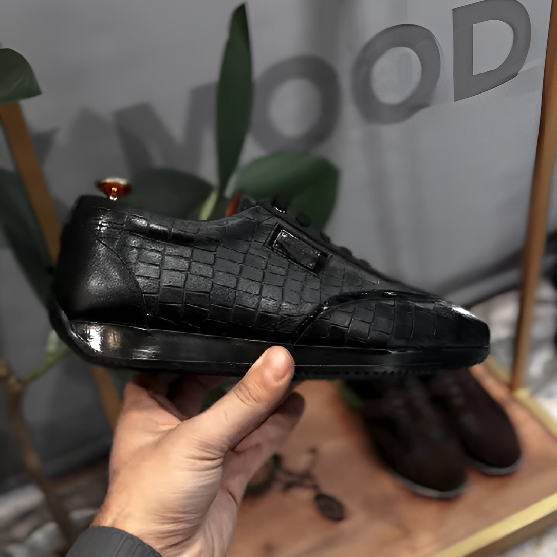 Checkered crack casual sneakers