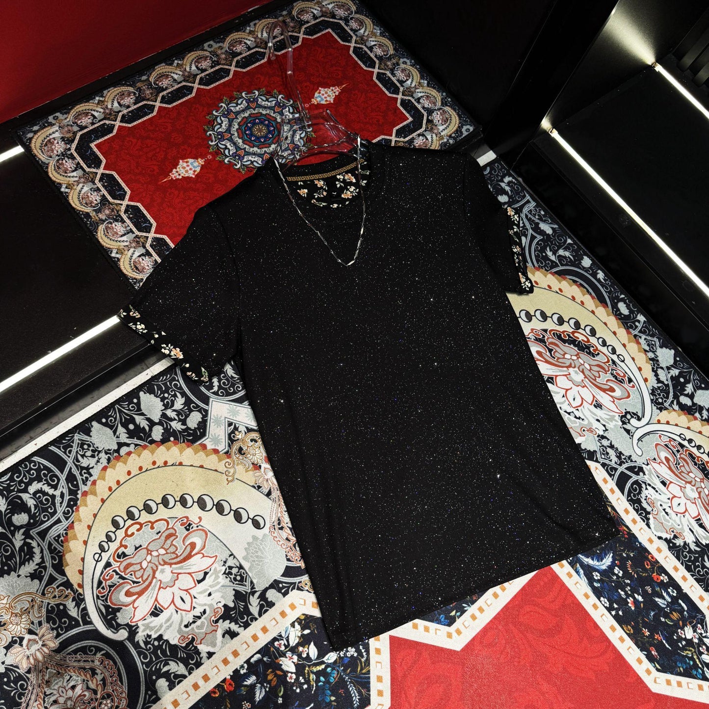 Floral Edge Starlight T-shirt