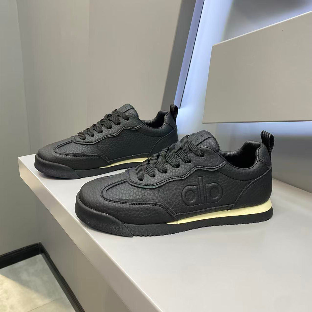 Simple high-quality trendy sneakers