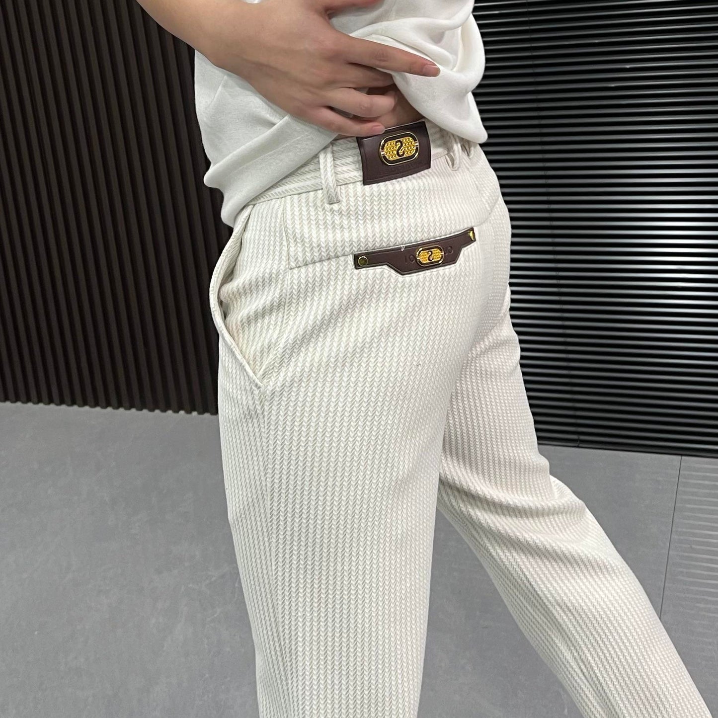 Fine knitting craftsmanship Simple soft trousers