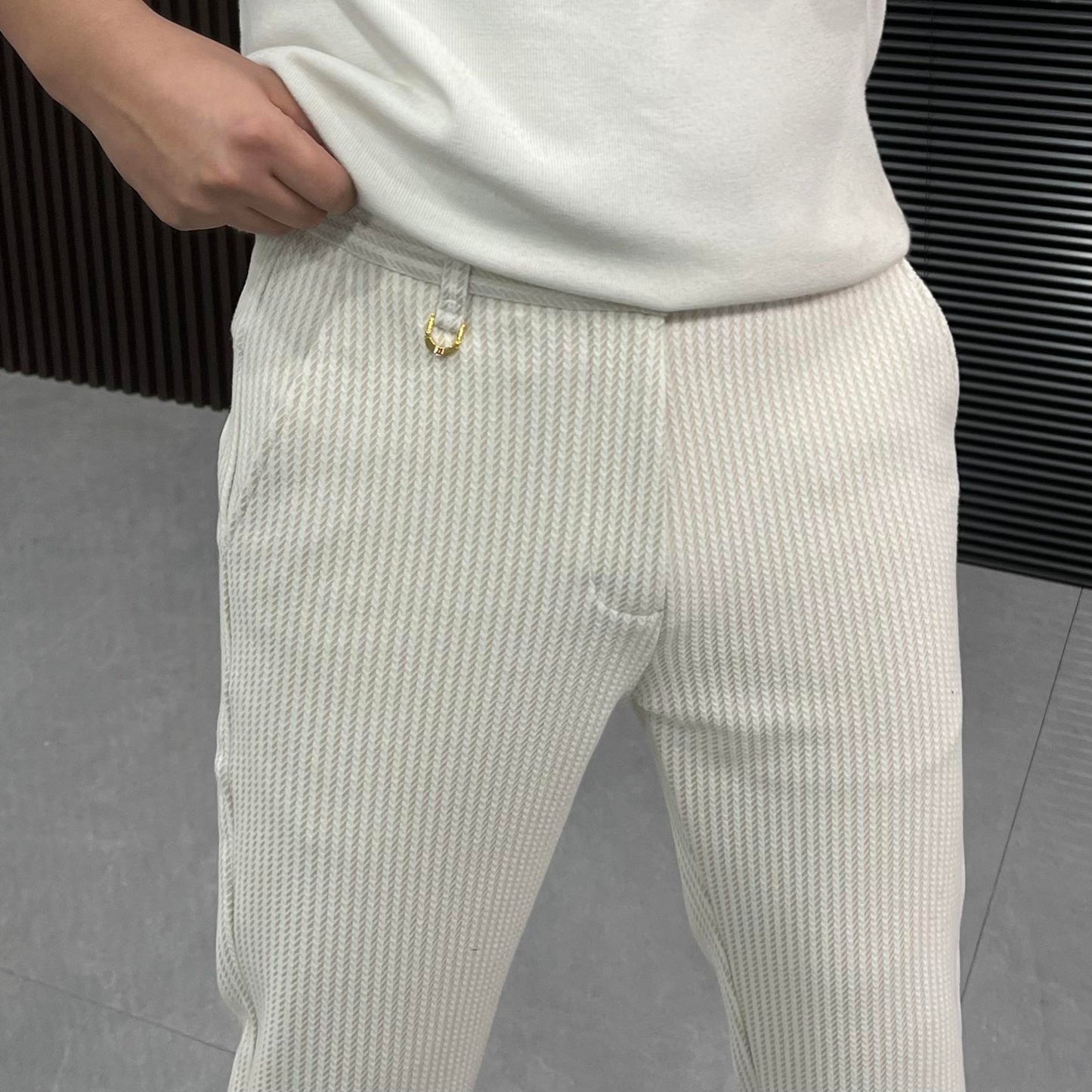 Fine knitting craftsmanship Simple soft trousers