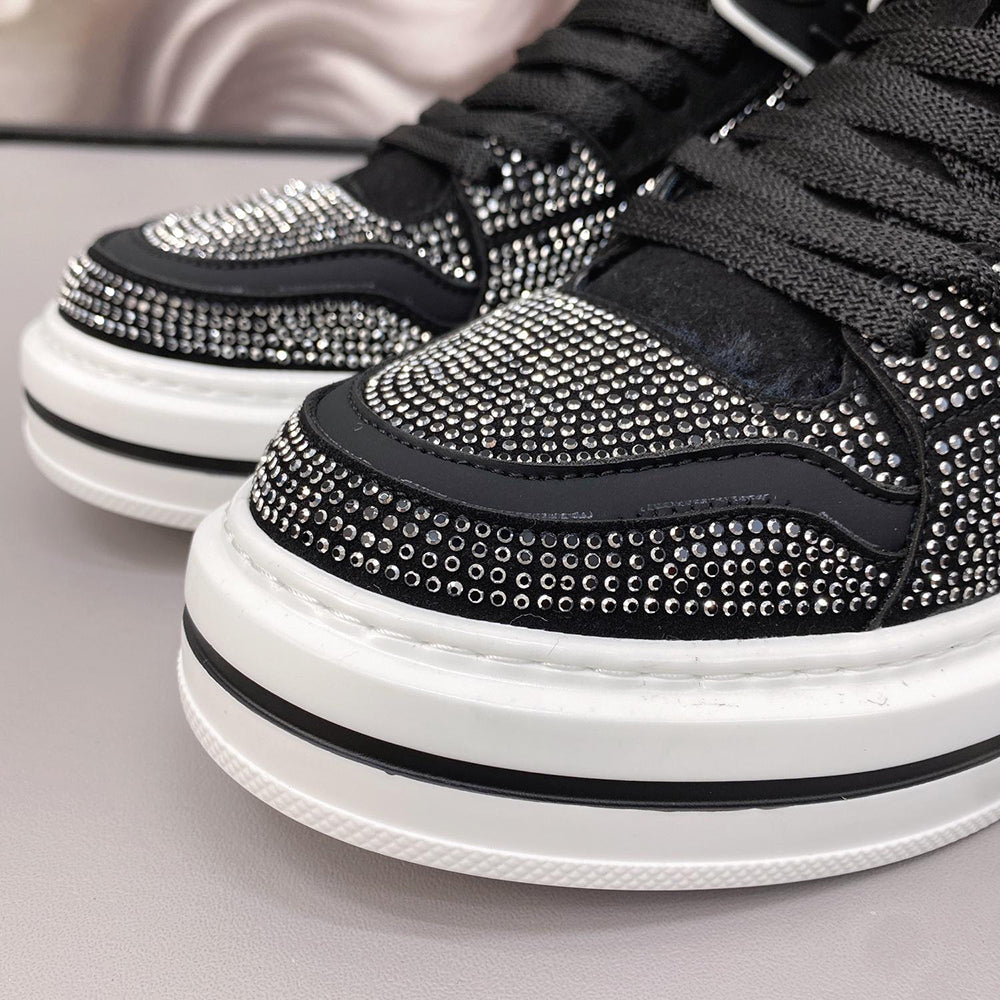 Trendy street-style rhinestone flat boots