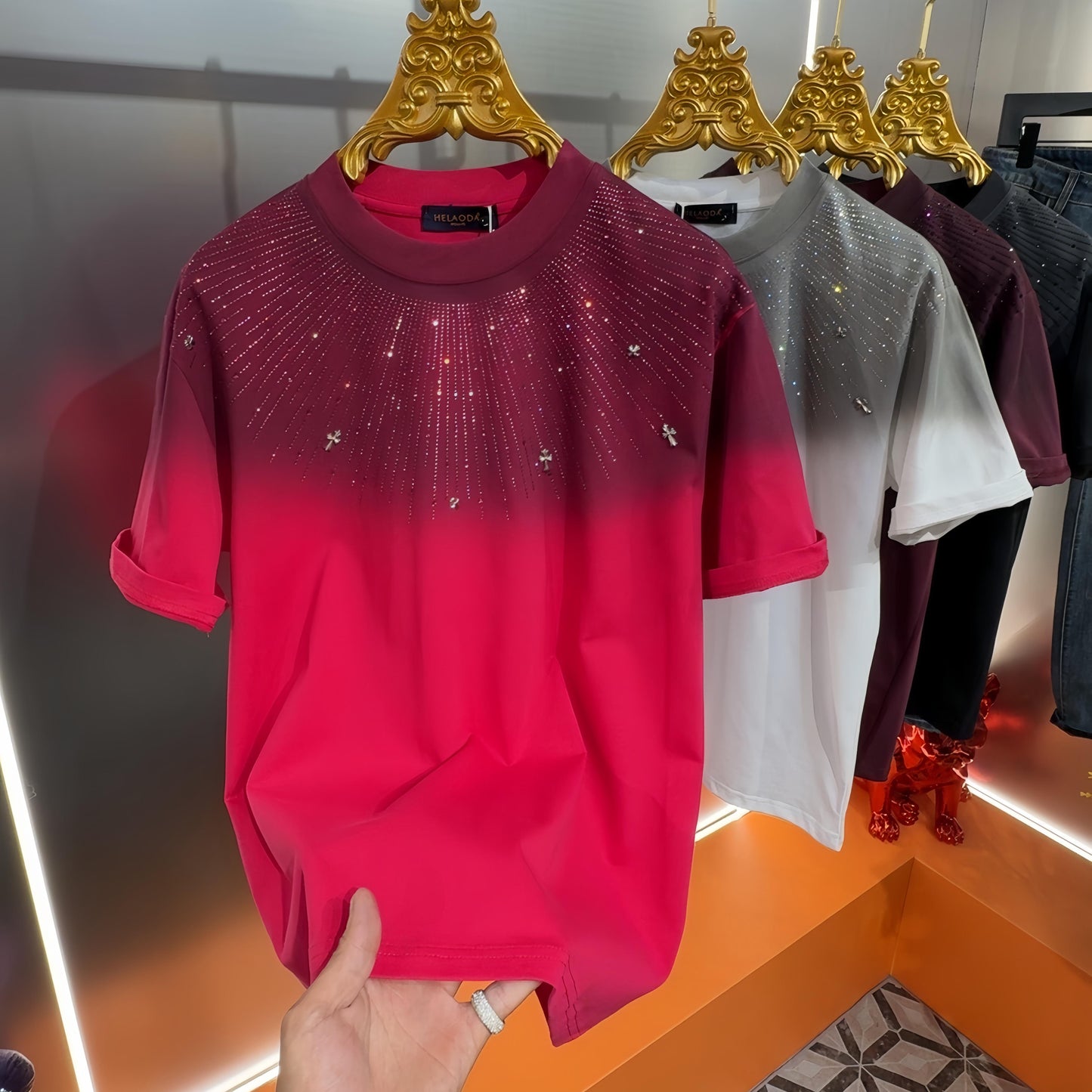 Gradient shimmering trendy T-shirt