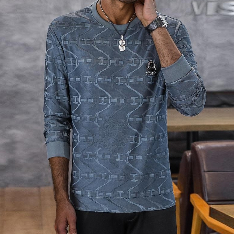 Shimmering jacquard textured base layer