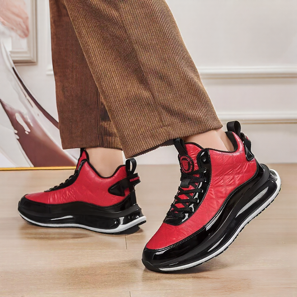 Warm and soft athletic shoes