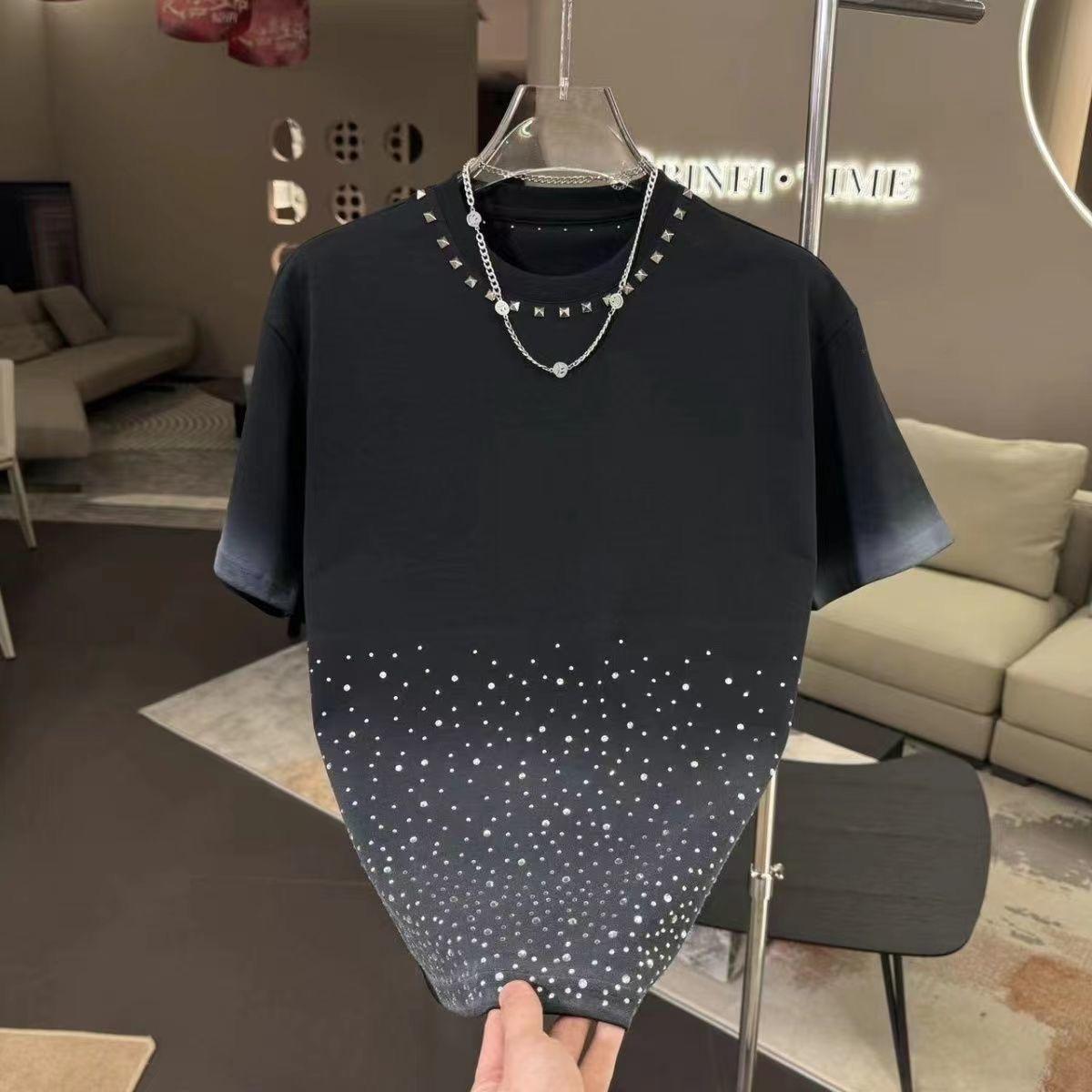 Rhinestone studded round neck T-shirt