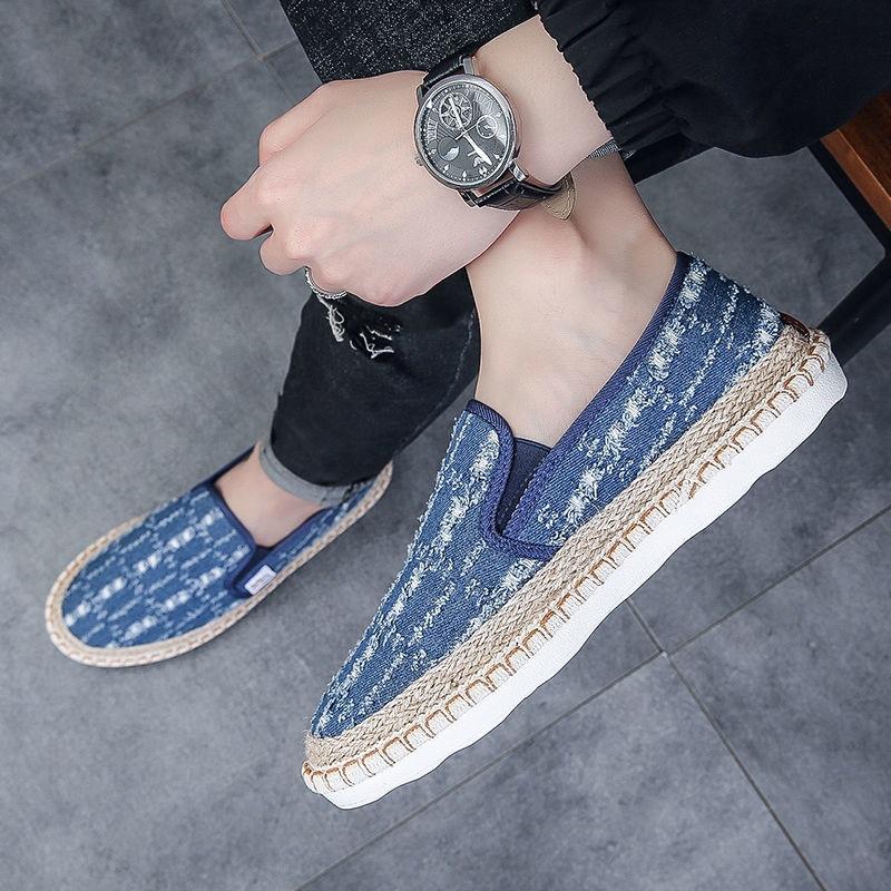 Broken canvas soft trendy casual shoes