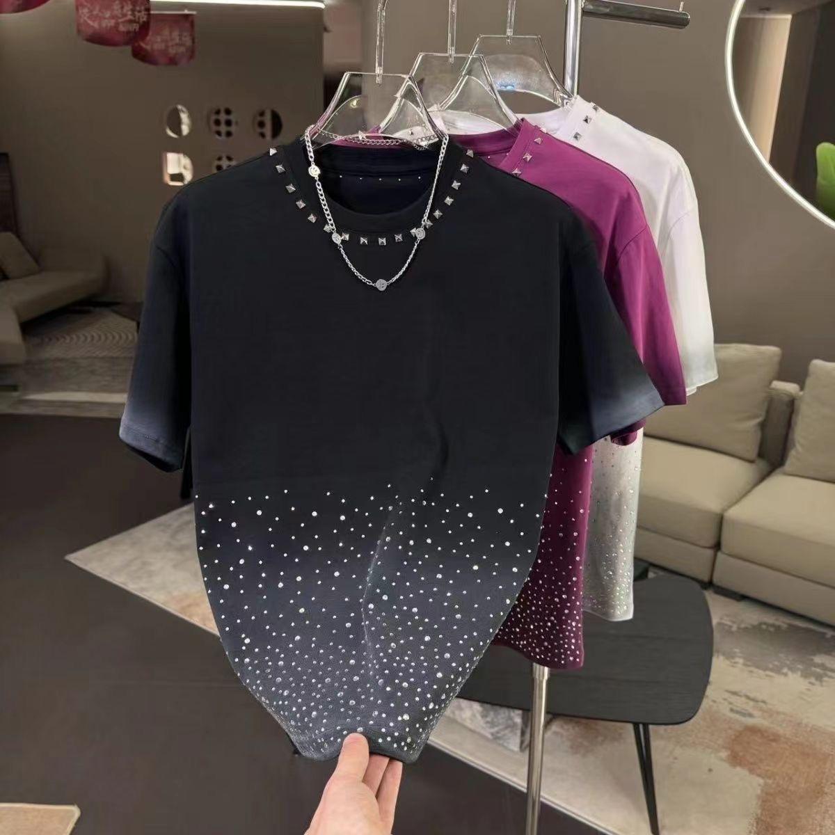 Rhinestone studded round neck T-shirt