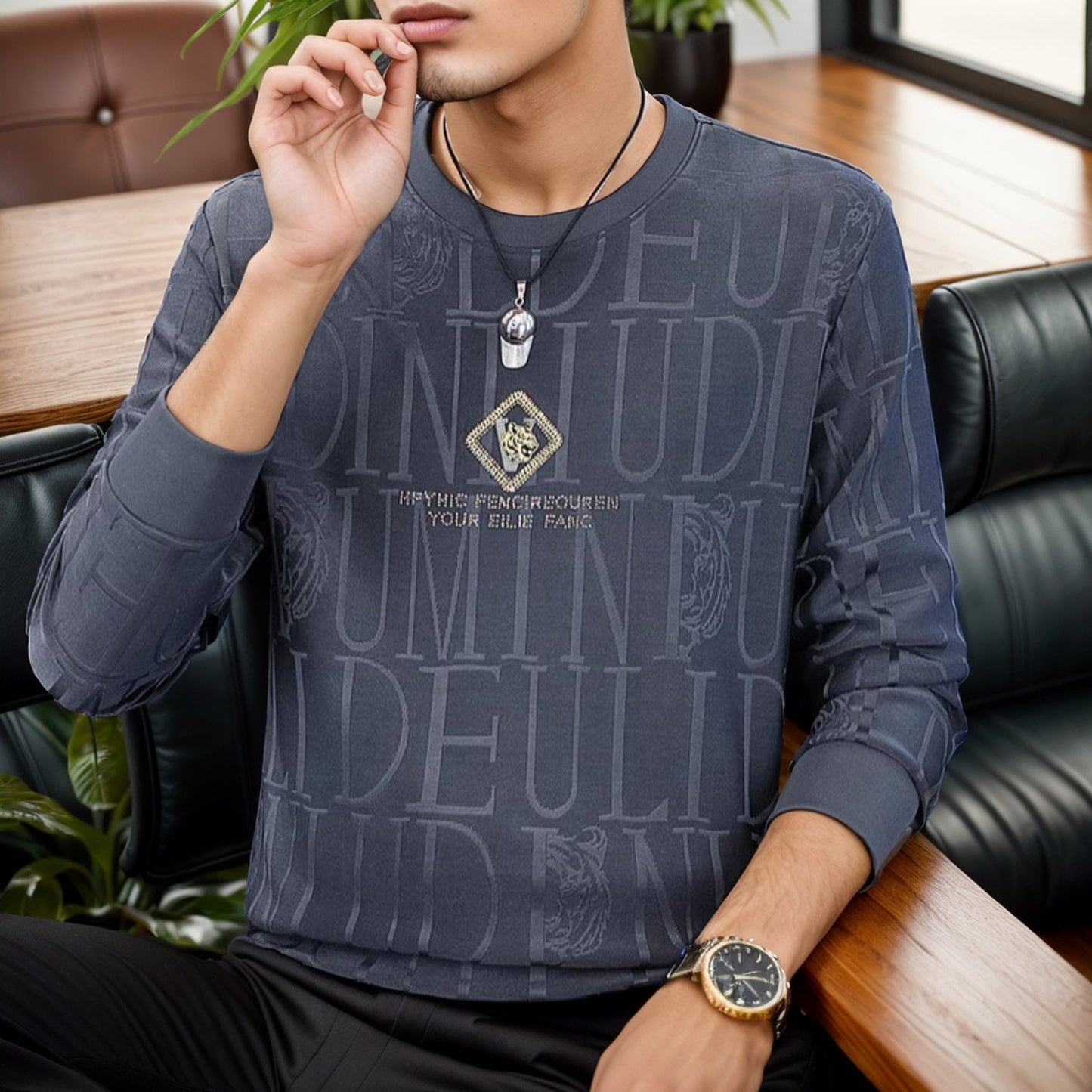 Textured jacquard sweatshirt